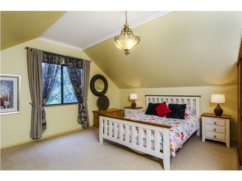 6 Hillside Court, Mount Barker SA 5251