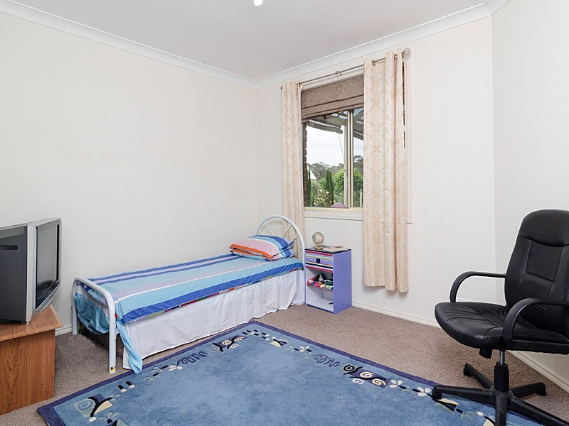 8 Crystal Court, Mount Barker SA 5251