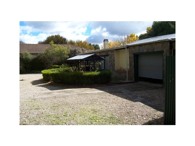 15 Victoria Crescent, Mount Barker SA 5251