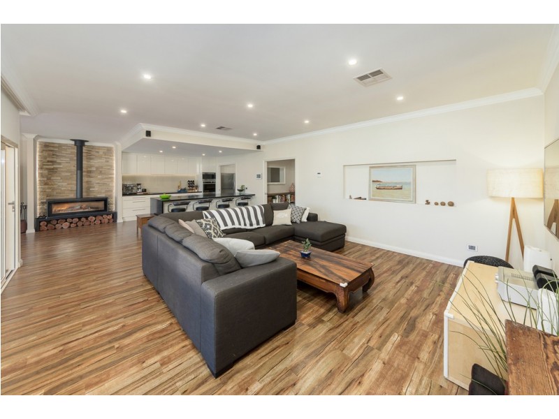 13 Thiele Grove, Hahndorf SA 5245