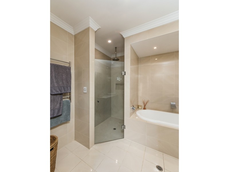 13 Thiele Grove, Hahndorf SA 5245