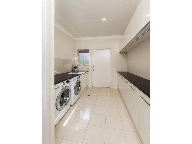 13 Thiele Grove, Hahndorf SA 5245