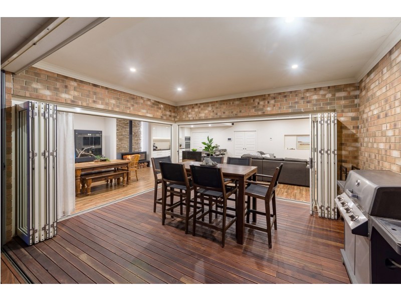 13 Thiele Grove, Hahndorf SA 5245