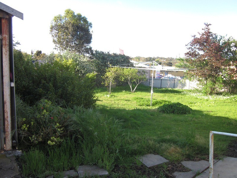 16 Hampden Road, Mount Barker SA 5251