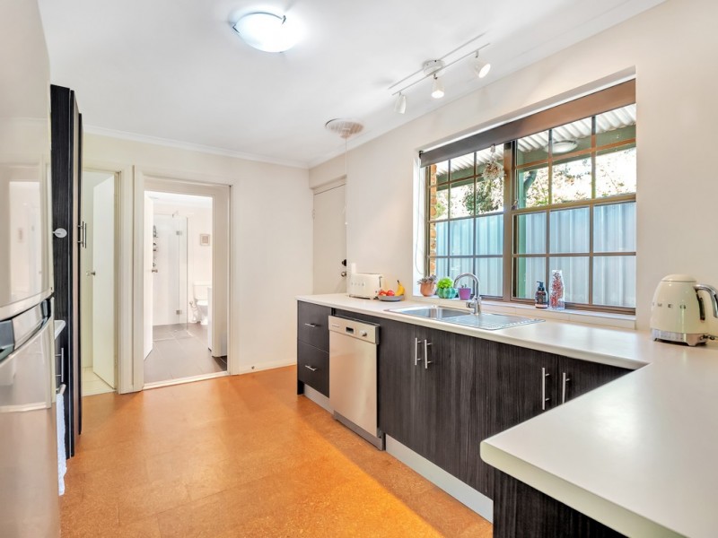 11 Avoca Avenue, Bridgewater SA 5155