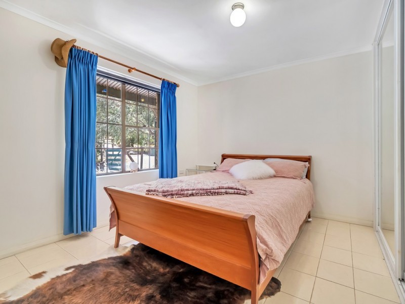 11 Avoca Avenue, Bridgewater SA 5155