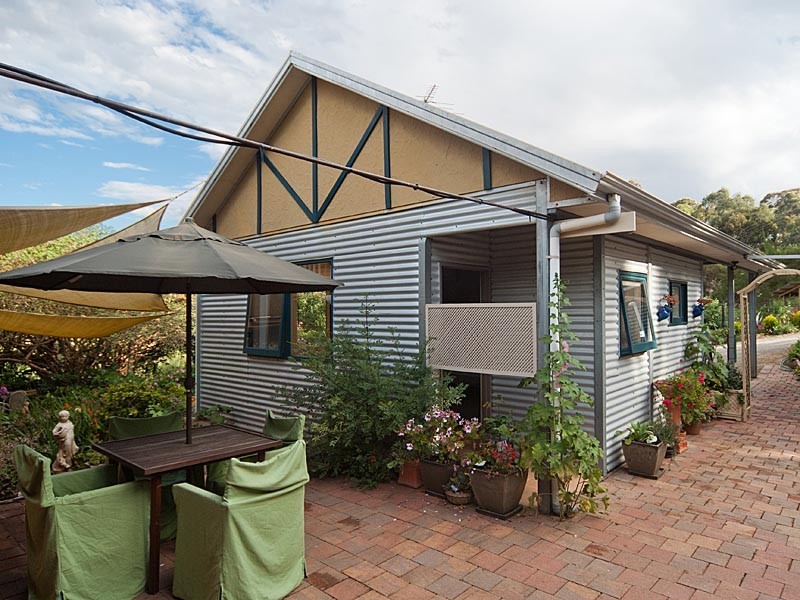 1 Edmonds Street, Macclesfield SA 5153