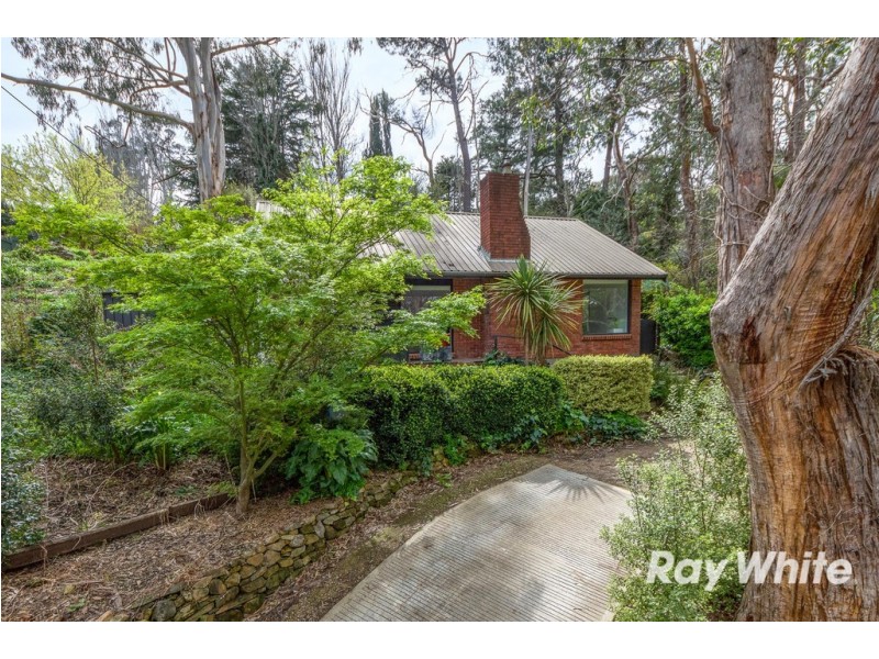 18 George Avenue, Crafers West SA 5152