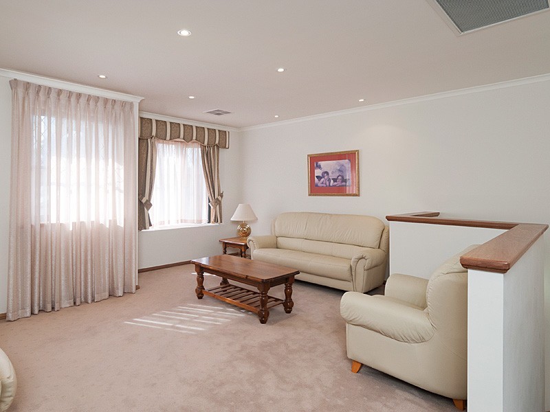 6 Barton Circuit, Mount Barker SA 5251