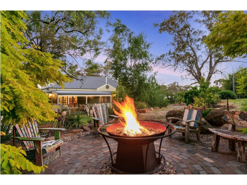 30 Claret Ash Drive, Mount Barker SA 5251