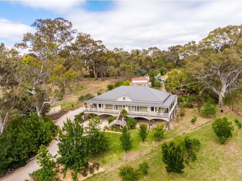 30 Claret Ash Drive, Mount Barker SA 5251