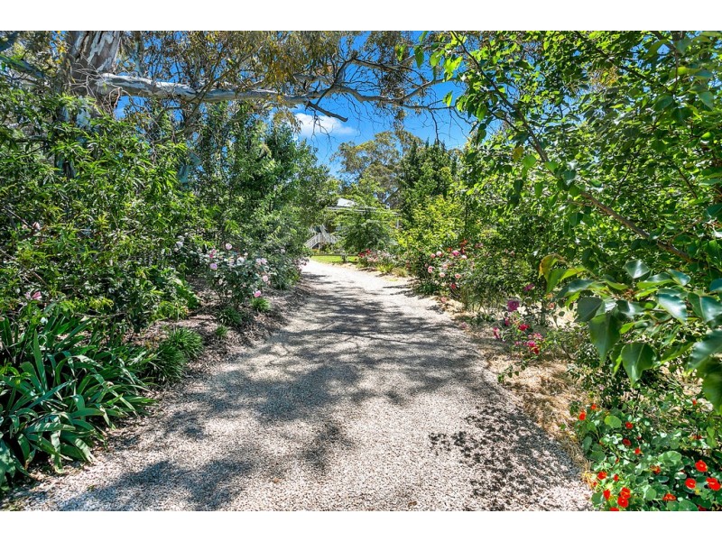 30 Claret Ash Drive, Mount Barker SA 5251