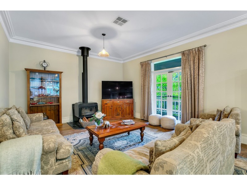 30 Claret Ash Drive, Mount Barker SA 5251