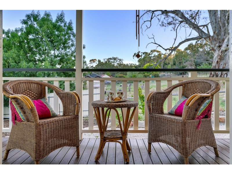 30 Claret Ash Drive, Mount Barker SA 5251