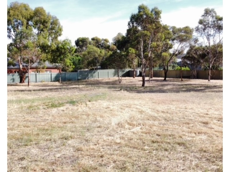 5 Way Street, Strathalbyn SA 5255