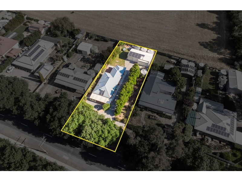 6 McLaren Flat Road, Kangarilla SA 5157