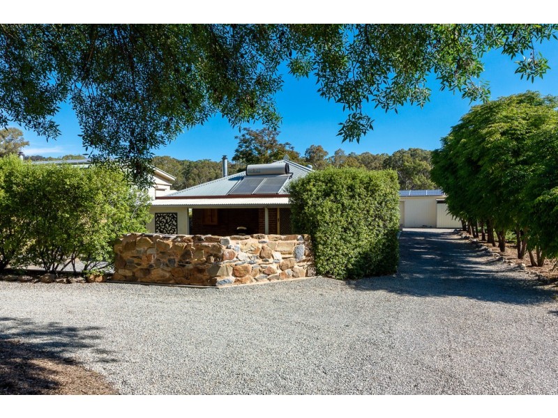 6 McLaren Flat Road, Kangarilla SA 5157