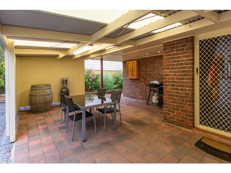 6 McLaren Flat Road, Kangarilla SA 5157
