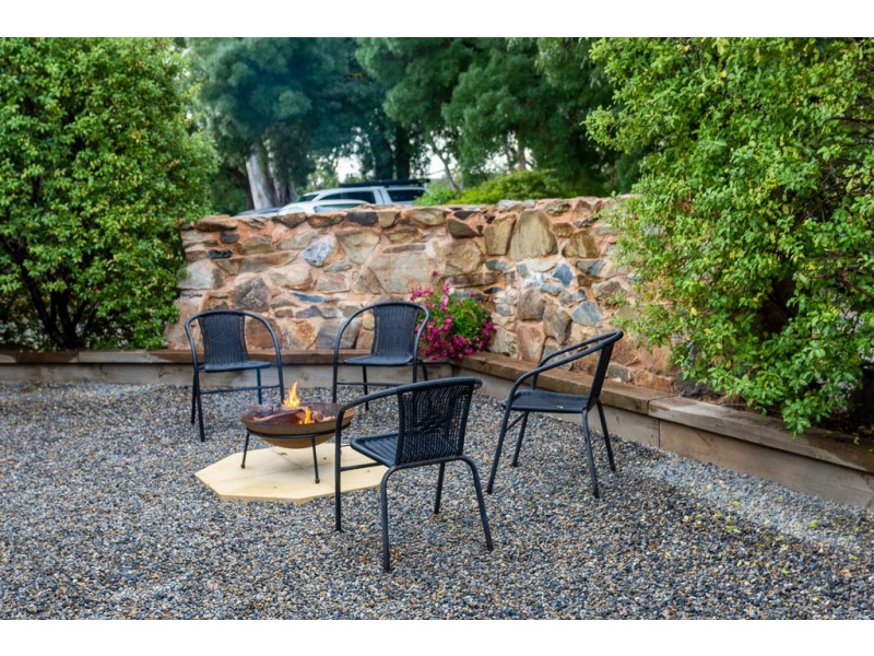 6 McLaren Flat Road, Kangarilla SA 5157