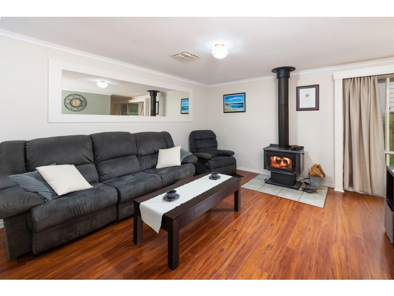6 McLaren Flat Road, Kangarilla SA 5157