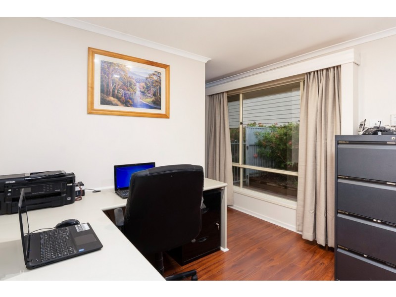 6 McLaren Flat Road, Kangarilla SA 5157