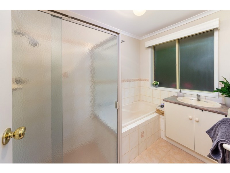 6 McLaren Flat Road, Kangarilla SA 5157