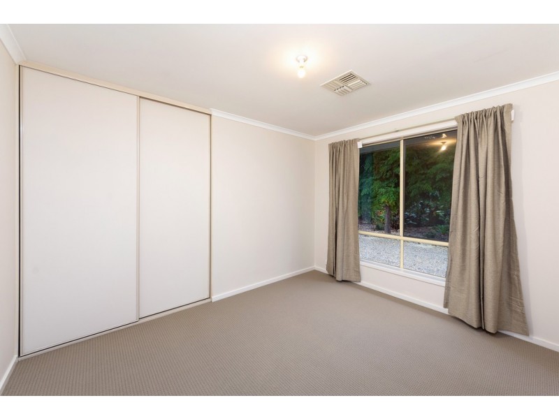 6 McLaren Flat Road, Kangarilla SA 5157