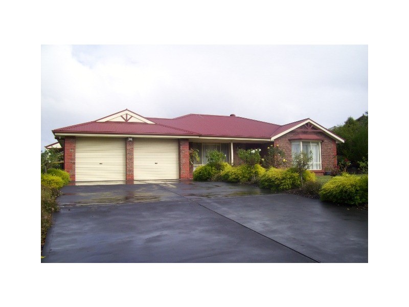 136 Burnbank Way, Mount Barker SA 5251