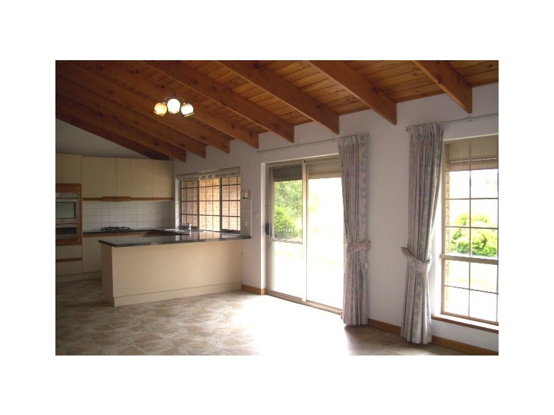 171 Red Gum Road, Flaxley SA 5153