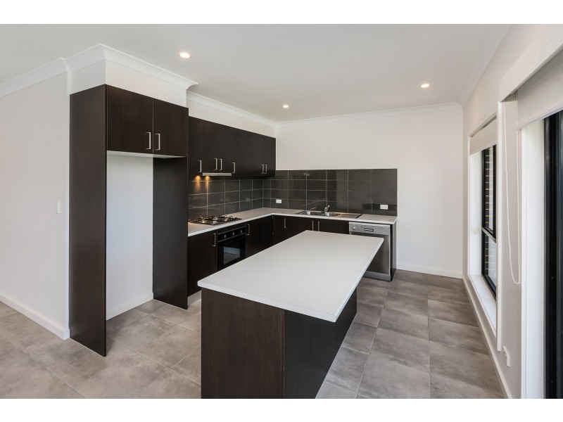 2/41 Wycombe Drive, Mount Barker SA 5251