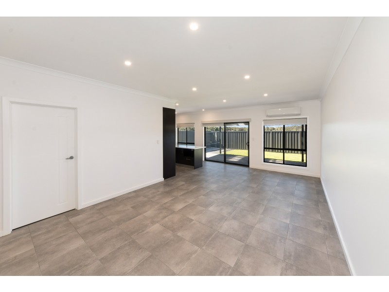 2/41 Wycombe Drive, Mount Barker SA 5251