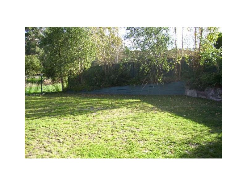 37 Adelaide Road, Mount Barker SA 5251