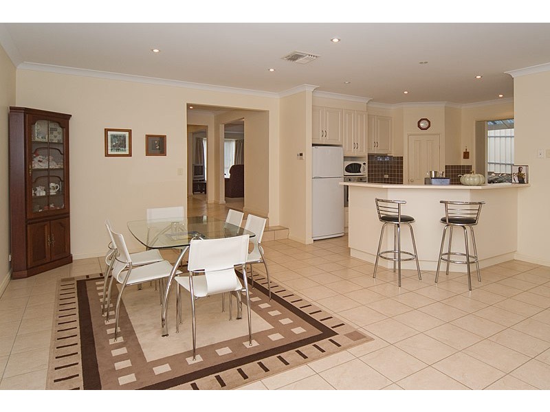 1 Silverwood Drive, Mount Barker SA 5251