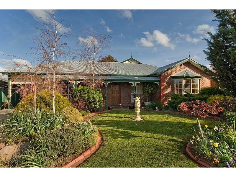 11 Symonds Drive, Mount Barker SA 5251