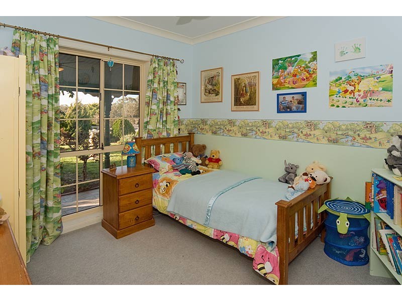 11 Symonds Drive, Mount Barker SA 5251
