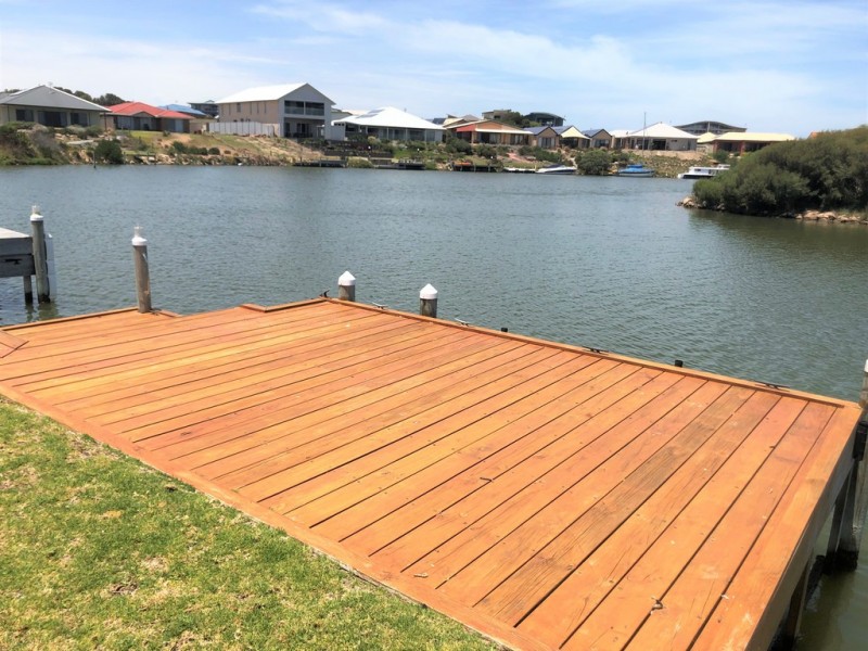 39 Wentworth Parade, Hindmarsh Island SA 5214