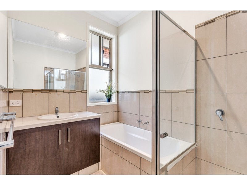 8 Bremer Street, Mount Barker SA 5251