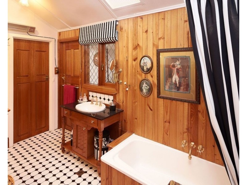 21 Sandergrove Road, Strathalbyn SA 5255