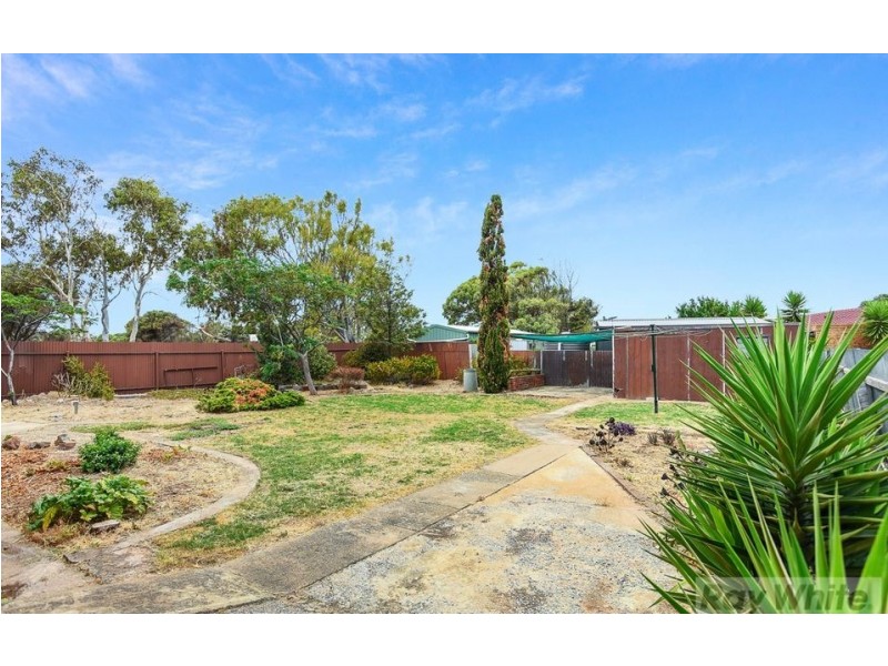 34 Helmsman Terrace, Seaford SA 5169