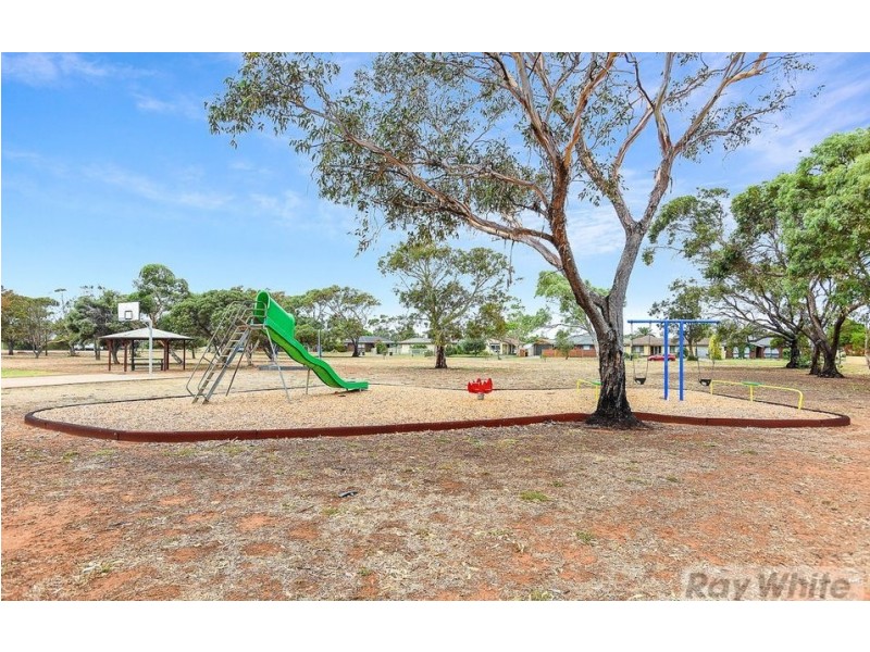 34 Helmsman Terrace, Seaford SA 5169