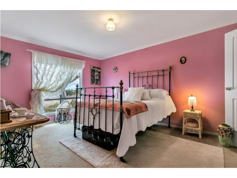 105 Eckert Road, Belvidere SA 5255