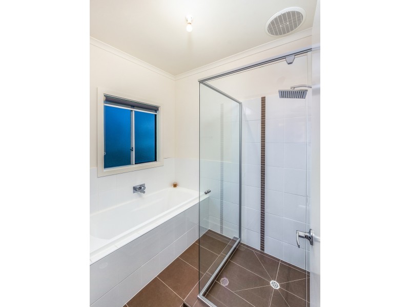 17 Lake Road, Milang SA 5256