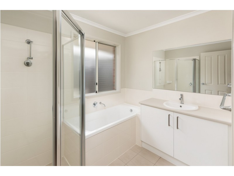 14 Graham Close, Mount Barker SA 5251