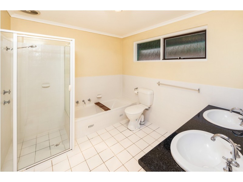 43 Tatiara Road, Happy Valley SA 5159