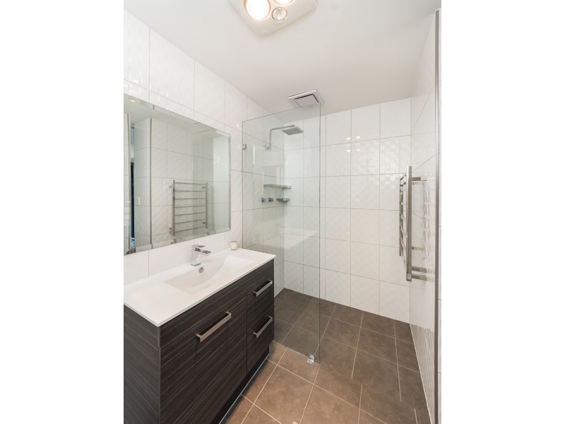 4 Fry Street, Mount Barker SA 5251