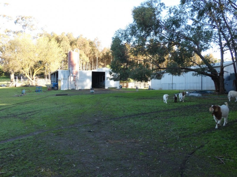 2120 Strathalbyn Road, Macclesfield SA 5153