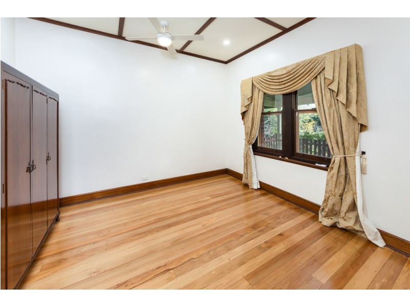 90 Tregarthen Road, Summertown SA 5141