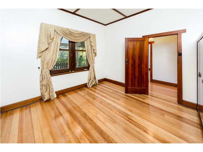 90 Tregarthen Road, Summertown SA 5141