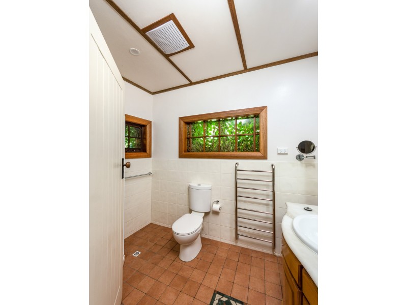 90 Tregarthen Road, Summertown SA 5141