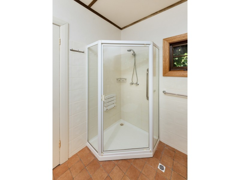 90 Tregarthen Road, Summertown SA 5141